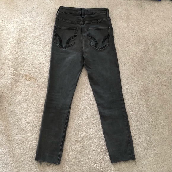 3 for $28🌼 Hollister High Rise Dark Wash Super Skinny Jeans - Picture 2 of 2